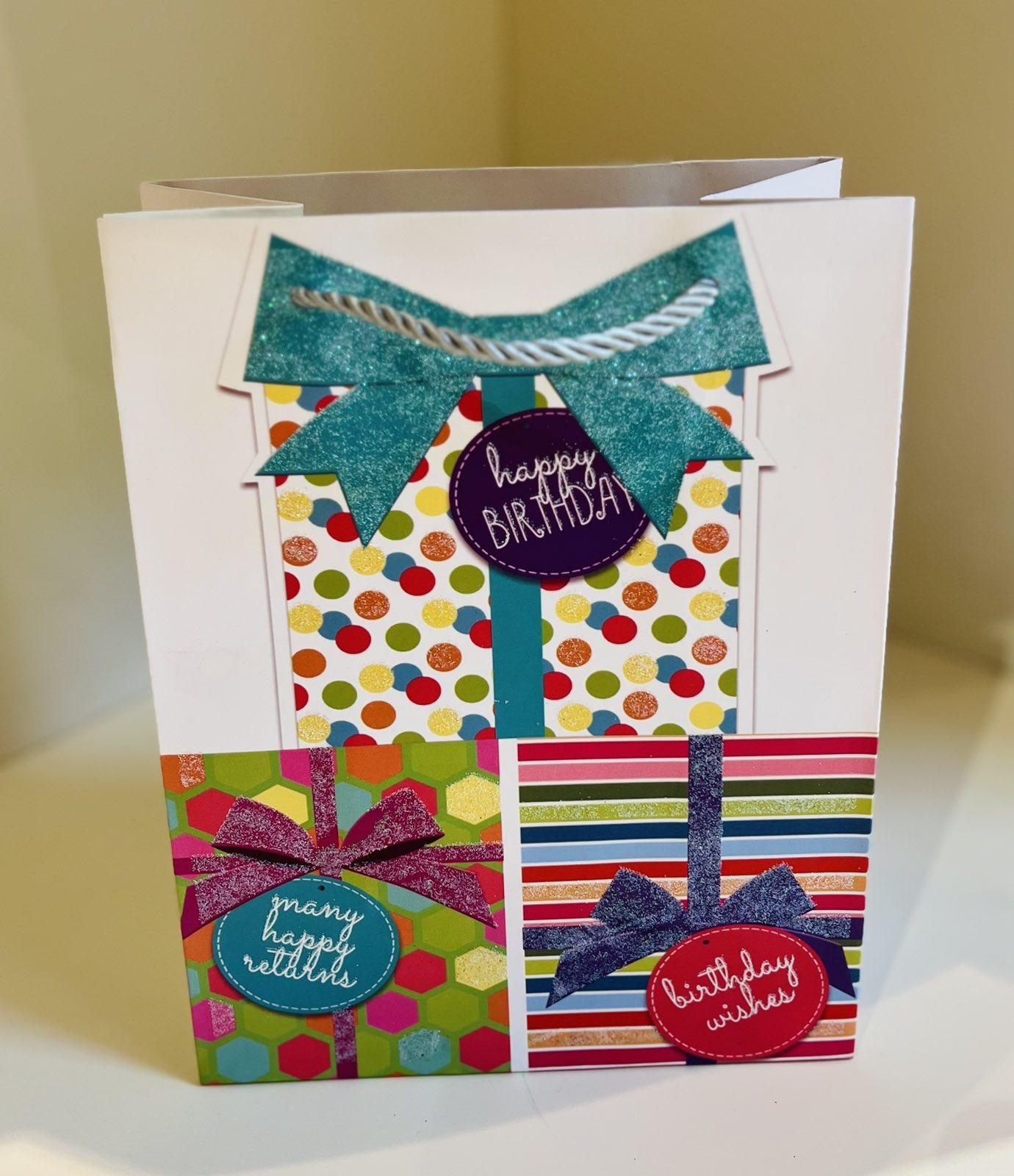 სასაჩუქრე ჩანთა - ზომა: 16*23*10 - 2