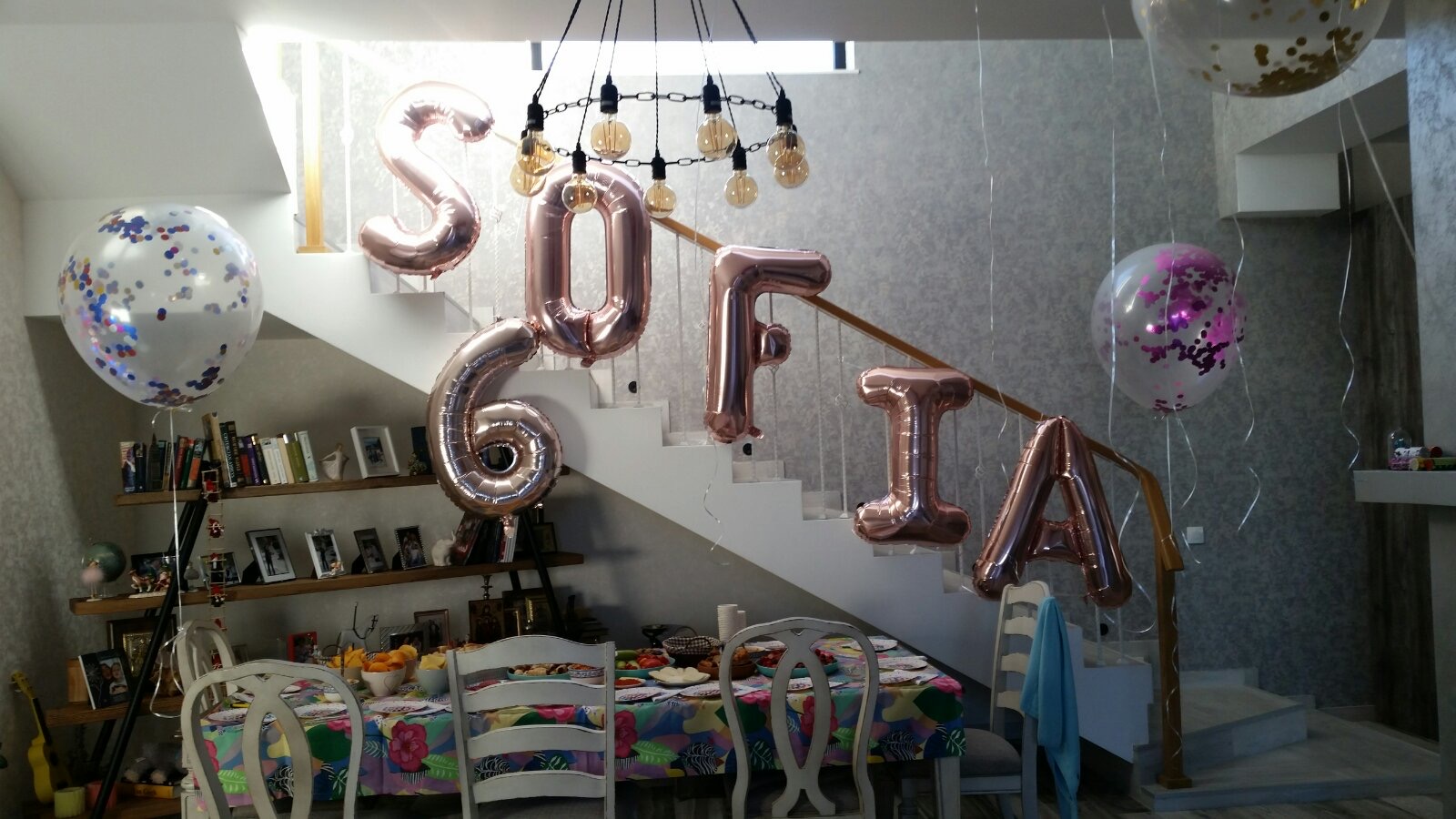 სხვადასხვა ფერის 1 მეტრიანი ასოები - 2